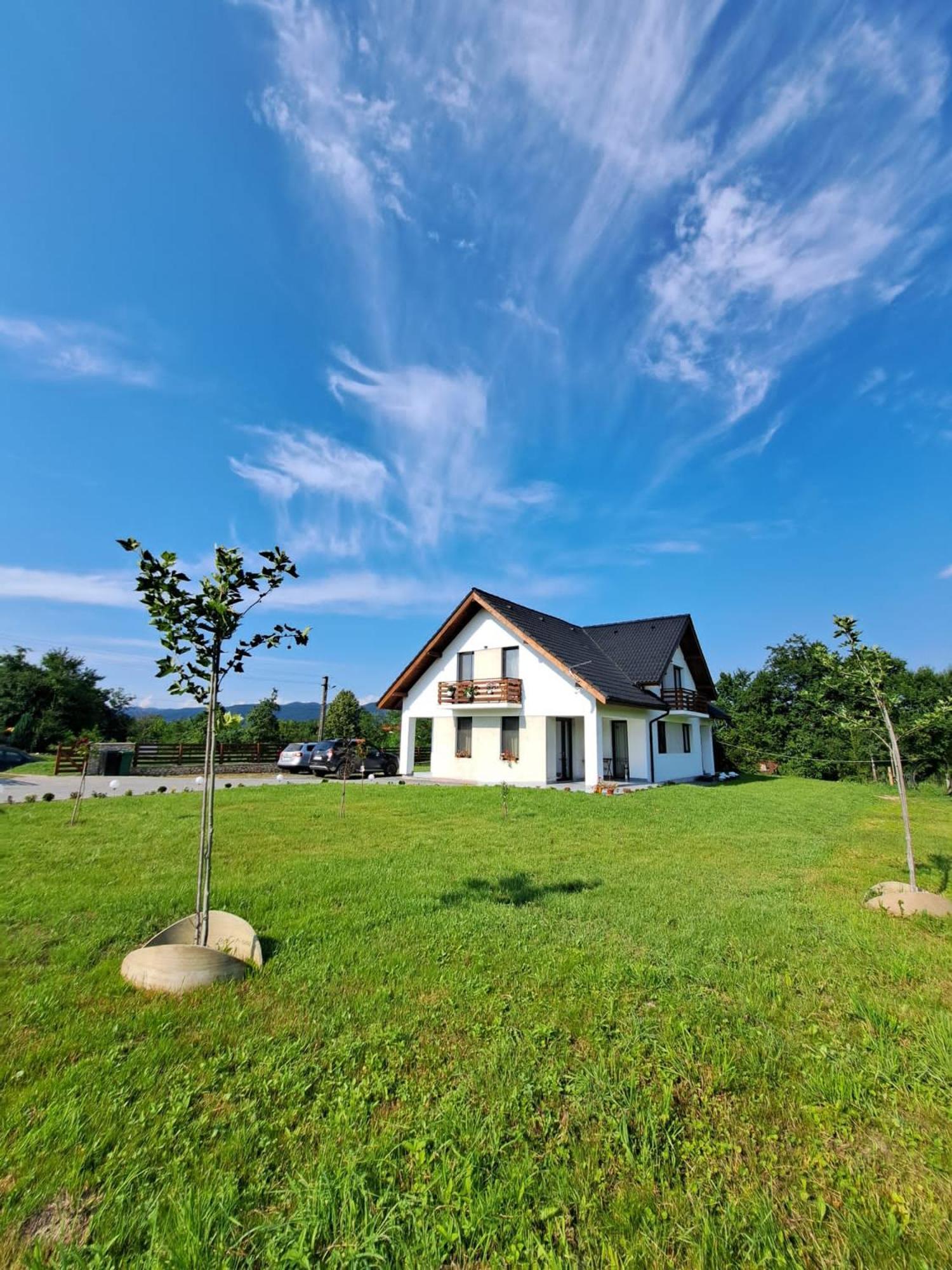 Готель Eco Familia Pojoga Екстер'єр фото